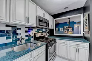 709 River Run Dr, Sandy Springs, GA 30350 - Photo 8