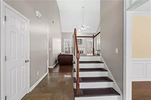 4409 Chatham View Dr, Buford, GA 30518 - Photo 4