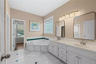 4409 Chatham View Dr, Buford, GA 30518 - Photo 32