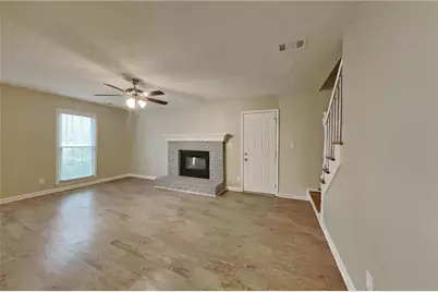 4200 Irish Highland Drive, Powder Springs, GA 30127 - Photo 2