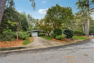 2010 Glenroy Dr SE, Smyrna, GA 30080 - Photo 2