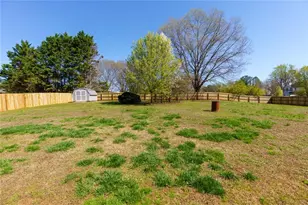 8015 Estee Dr, Cumming, GA 30028 - Photo 34