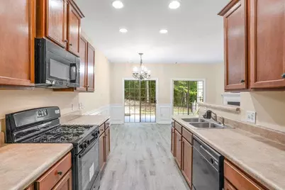 2757 Keystone Avenue, Lithonia, GA 30058 - Photo 10