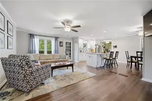 201 Dillard Dr NE, Kennesaw, GA 30144 - Photo 32