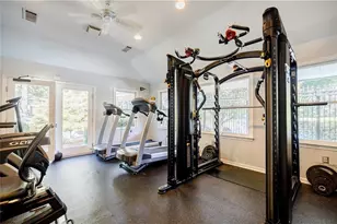 1003 Summit N Dr NE, Atlanta, GA 30324 - Photo 22