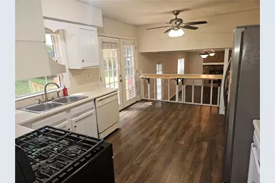 3877 Peachtree Corners Circle, Peachtree Corners, GA 30092 - Photo 6