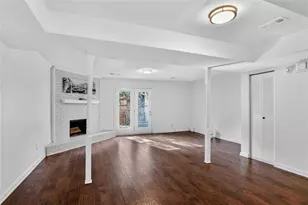 706 Twin Brooks Ct, Marietta, GA 30067 - Photo 2