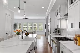 6771 Prelude Dr, Atlanta, GA 30328 - Photo 8