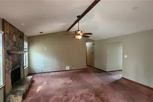 7847 Sugarland Dr, Jonesboro, GA 30236 - Photo 10