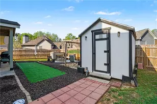 2106 Hamby Cove Dr NW, Acworth, GA 30102 - Photo 30