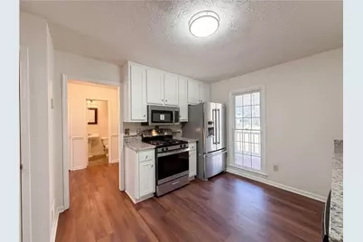 460 Hillsdale Drive, Fayetteville, GA 30214 - Photo 2