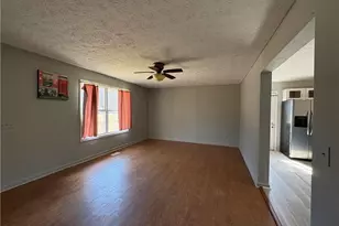 571 Ishman Ballard Rd, Newnan, GA 30263 - Photo 2