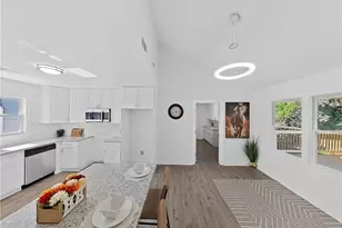 1916 Spencer Oaks Ln, Lithonia, GA 30058 - Photo 10