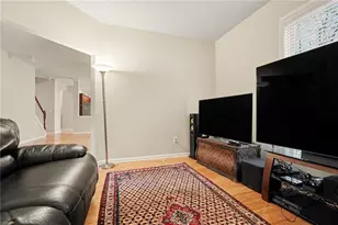 1147 Silvergate Ln S, Mableton, GA 30126 - Photo 16