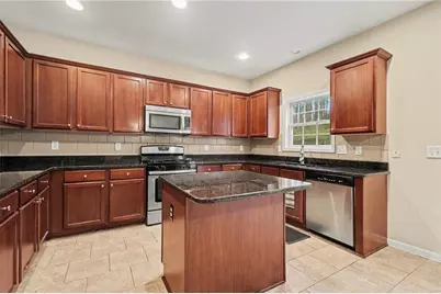 1147 Silvergate Lane S, Mableton, GA 30126 - Photo 8