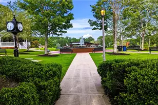 301 Hayden Cir, Woodstock, GA 30189 - Photo 24