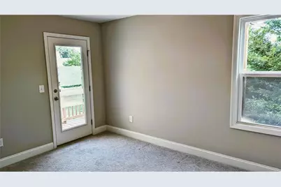 301 Hayden Circle, Woodstock, GA 30189 - Photo 12