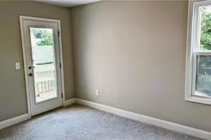 301 Hayden Cir, Woodstock, GA 30189 - Photo 12