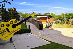 301 Hayden Cir, Woodstock, GA 30189 - Photo 28