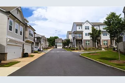 301 Hayden Circle, Woodstock, GA 30189 - Photo 20