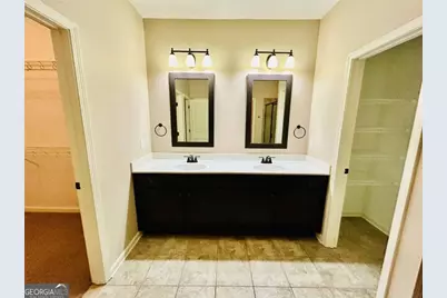 4518 Hidden Creek Drive, Gainesville, GA 30504 - Photo 2