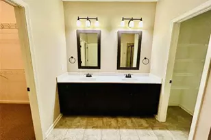 4518 Hidden Creek Dr, Gainesville, GA 30504 - Photo 2