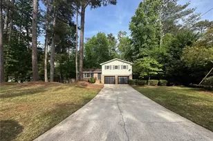 2972 Pathview Ln, Marietta, GA 30062 - Photo 2