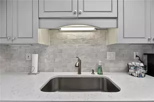 3019 Canyon Point Cir, Roswell, GA 30076 - Photo 14