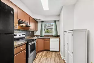 2060 Kings Gate Circle, Snellville, GA 30078 - Photo 12