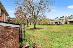 2060 Kings Gate Circle, Snellville, GA 30078 - Photo 26