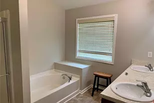 13 Burns View Ct, Lawrenceville, GA 30044 - Photo 14