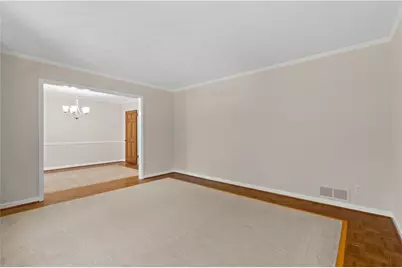 1055 Hunterhill Drive, Roswell, GA 30075 - Photo 10