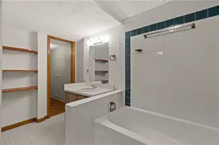 1055 Hunterhill Dr, Roswell, GA 30075 - Photo 68