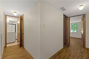 1055 Hunterhill Dr, Roswell, GA 30075 - Photo 62