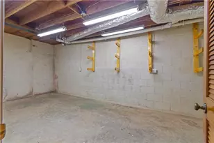 1055 Hunterhill Dr, Roswell, GA 30075 - Photo 70