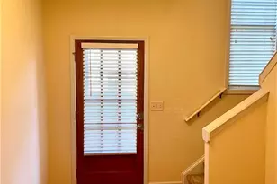 981 Brownstone Ln, Marietta, GA 30008 - Photo 4