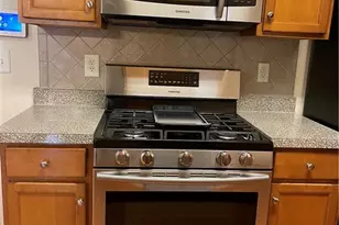 981 Brownstone Ln, Marietta, GA 30008 - Photo 6