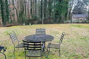 2916 Renfro Dr NW, Atlanta, GA 30318 - Photo 8