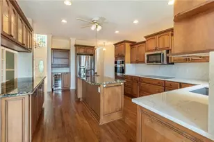 5739 Ridgewater Cir, Gainesville, GA 30506 - Photo 32