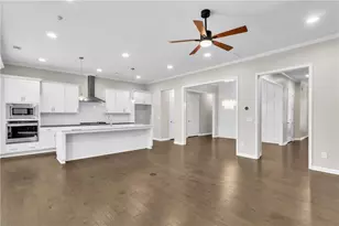 4361 Jenkins Dr NE, Marietta, GA 30062 - Photo 14