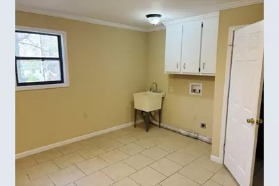136 Creekview Drive, Woodstock, GA 30188 - Photo 12