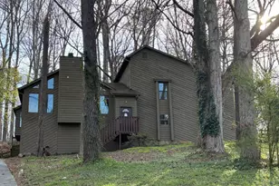 136 Creekview Dr, Woodstock, GA 30188 - Photo 1