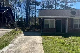 1152 Pinedale Cir NW, Conyers, GA 30012 - Photo 4