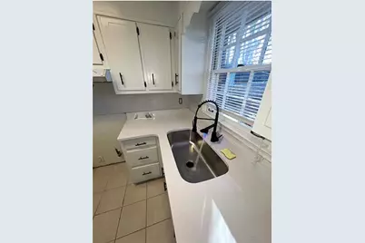 1152 Pinedale Circle NW, Conyers, GA 30012 - Photo 10