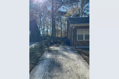 1152 Pinedale Circle NW, Conyers, GA 30012 - Photo 18