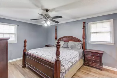 564 Allana Court, Stone Mountain, GA 30087 - Photo 4