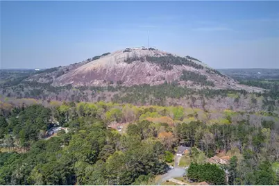 564 Allana Court, Stone Mountain, GA 30087 - Photo 36