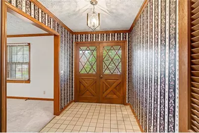 1590 Colonial South Drive SW, Conyers, GA 30094 - Photo 4