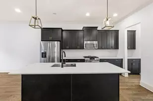 2085 Callaway Ct NW, Atlanta, GA 30318 - Photo 8