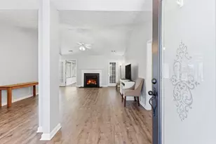 5551 Chestnut Creek Ln, Flowery Branch, GA 30542 - Photo 20